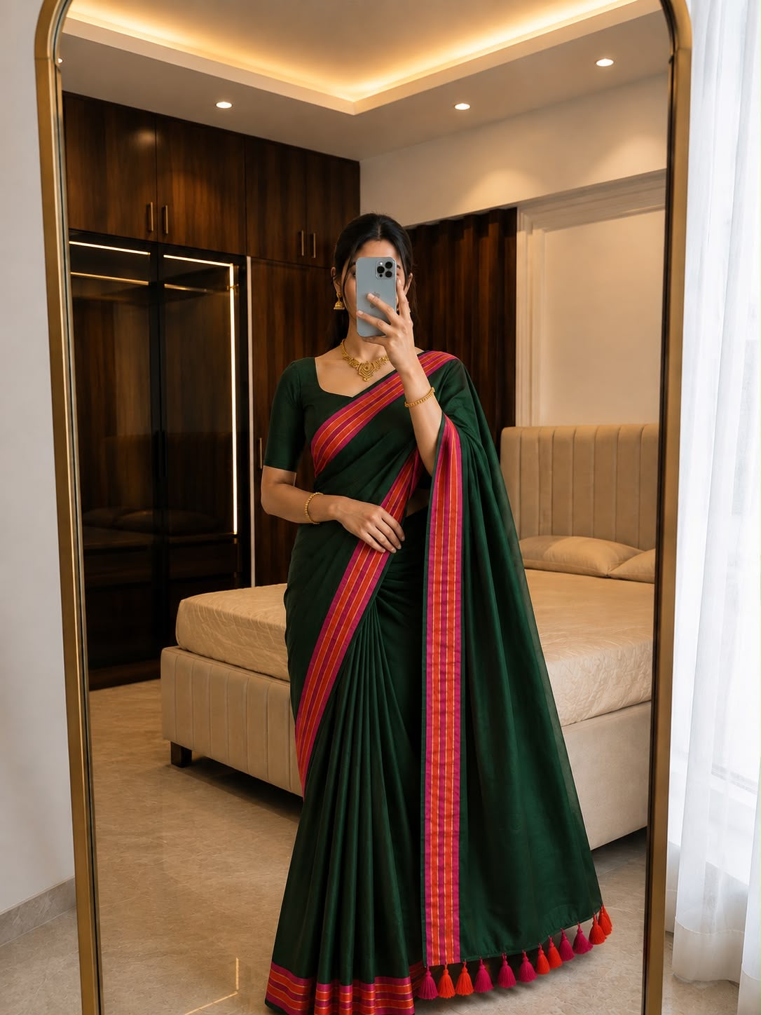 Handloom Pure Mul Cotton Saree with Attractive Border